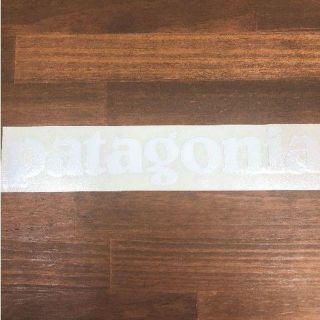 パタゴニア(patagonia)のPATAGINIA ステッカー カッティング　白(その他)