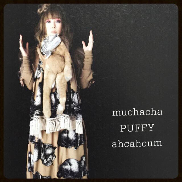 AHCAHCUM.muchacha(アチャチュムムチャチャ)の【ムック本掲載】モコモコうさぎストール レディースのファッション小物(ストール/パシュミナ)の商品写真