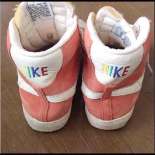 NIKE(ナイキ)のナイキ ハイカット スニーカー レディースの靴/シューズ(スニーカー)の商品写真