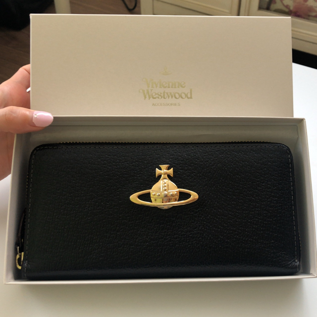 Vivienne Westwood(ヴィヴィアンウエストウッド)の♡Vivienne Westwood 長財布♡ レディースのファッション小物(財布)の商品写真