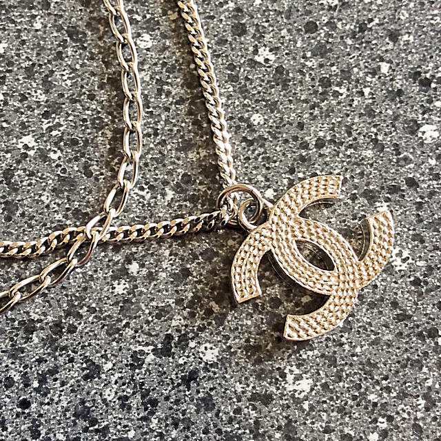 CHANEL(シャネル)の正規品☆CHANEL☆2連 シルバー ブレスレット♡ レディースのアクセサリー(ブレスレット/バングル)の商品写真