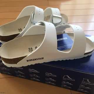 ビルケンシュトック(BIRKENSTOCK)のeriiiiiii様専用      ビルケンシュトック  アリゾナ  白 36(サンダル)