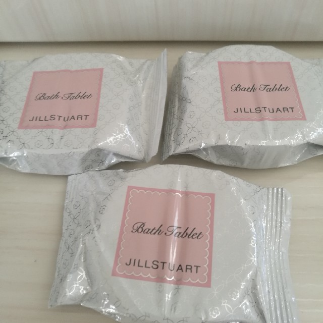 JILLSTUART(ジルスチュアート)のジルスチュアート　入浴剤 コスメ/美容のボディケア(入浴剤/バスソルト)の商品写真