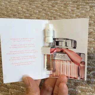 クロエ(Chloe)のクロエ(Chloe) ローズ ド クロエ オードトワレ サンプル品 1.2ml(香水(女性用))