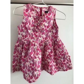 ベベ(BeBe)の美品 女の子 ワンピース 花柄(ワンピース)