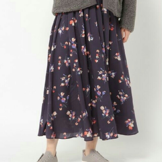 STUDIO CLIP(スタディオクリップ)のカカオ様♡スタディオクリップ☆花柄ロングスカート レディースのスカート(ロングスカート)の商品写真