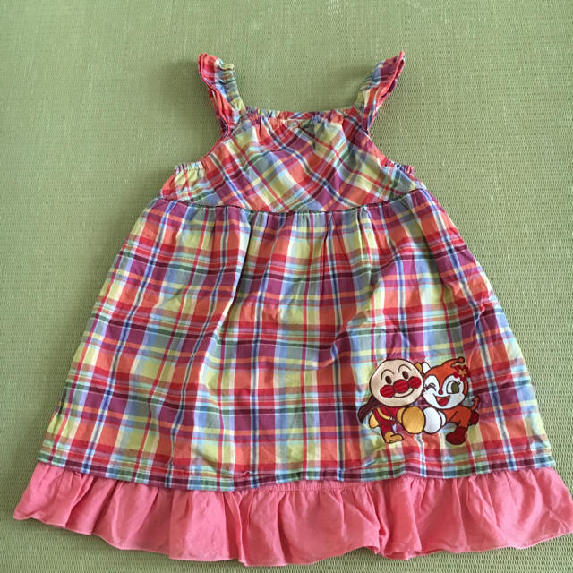 アンパンマン(アンパンマン)のアンパンマンのワンピース 100cm キッズ/ベビー/マタニティのキッズ服女の子用(90cm~)(ワンピース)の商品写真