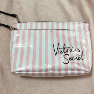 ヴィクトリアズシークレット(Victoria's Secret)のvictoria's secretピンクストライプビニールポーチ(ポーチ)