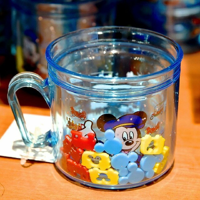 Disney ミッキー リゾートクルーザー柄 プラスチック コップ ディズニーリゾート限定 の通販 By ウッディ S Shop ディズニー ならラクマ