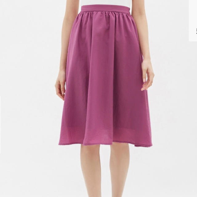 GU(ジーユー)のGU ギャザーフレアスカート パープル レディースのスカート(ひざ丈スカート)の商品写真