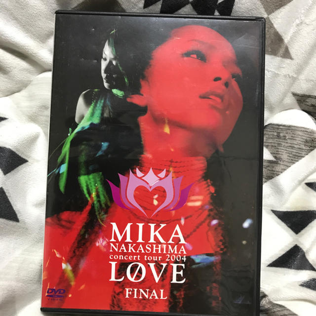 中島美嘉 concert tour 2004 “LOVE”   エンタメ/ホビーのDVD/ブルーレイ(ミュージック)の商品写真