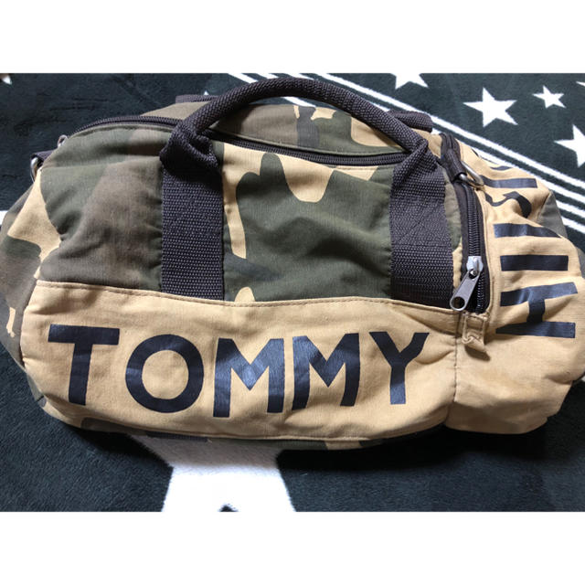 TOMMY HILFIGER(トミーヒルフィガー)のTOMMYHILFIGER トミーフィルフィガー バッグ 中古 メンズのバッグ(ボストンバッグ)の商品写真