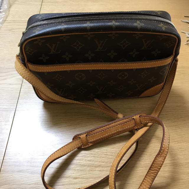 LOUIS VUITTON(ルイヴィトン)のルイヴィトン トロカデロ レディースのバッグ(ショルダーバッグ)の商品写真