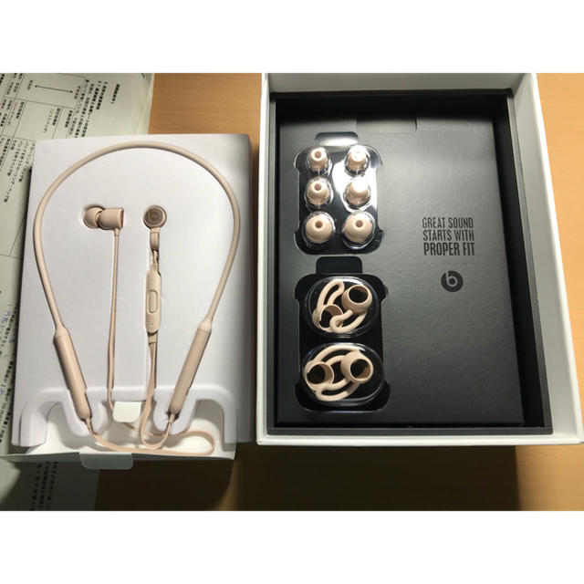 Beats by Dr Dre(ビーツバイドクタードレ)のBeats X  スマホ/家電/カメラのオーディオ機器(ヘッドフォン/イヤフォン)の商品写真