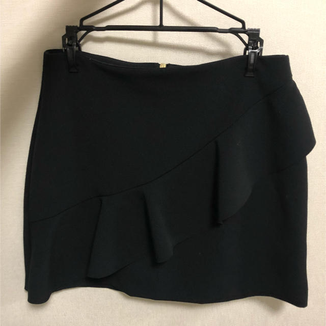 ZARA(ザラ)のZARA 黒スカート レディースのスカート(ミニスカート)の商品写真