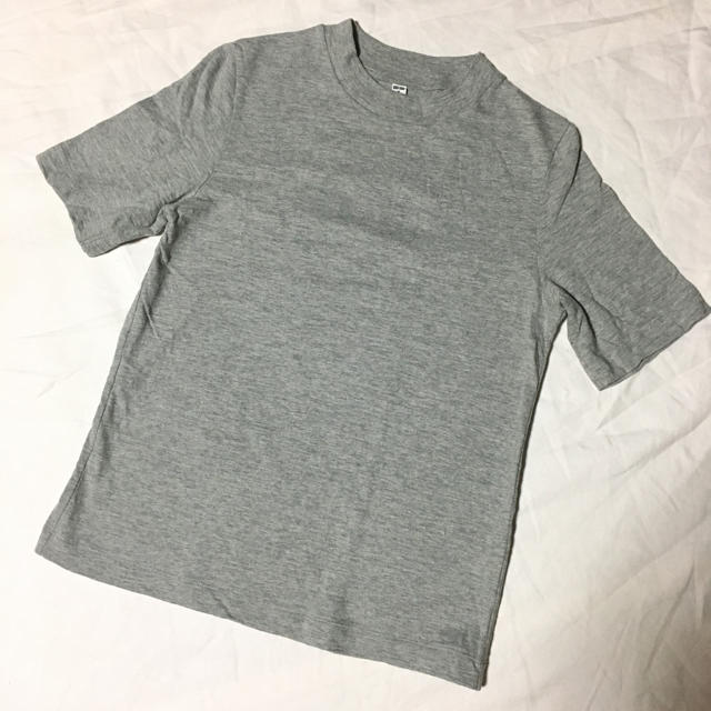 UNIQLO(ユニクロ)のユニクロ ハイネック半袖Tシャツ M グレー レディースのトップス(Tシャツ(半袖/袖なし))の商品写真