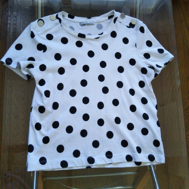 ZARA(ザラ)のＺＡＲＡ ドットTシャツ　S レディースのトップス(Tシャツ(半袖/袖なし))の商品写真