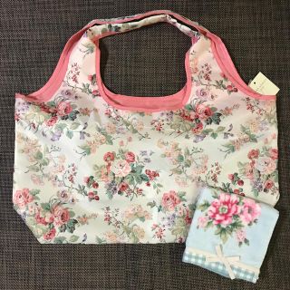 ローラアシュレイ(LAURA ASHLEY)のローラアシュレイ ファスナー付きマイバッグとタオルハンカチ2点セット(エコバッグ)