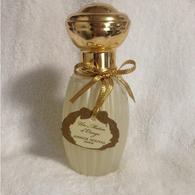 Annick Goutal - アニックグタール アンマタンドオラージュ 香水の通販 by えむし's shop｜アニックグタールならラクマ