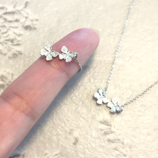 graff - 蝶 バタフライ ネックレス&リング 美品の通販 by A shop graff - 蝶 バタフライ ネックレス&リング 美品の通販 by A shop