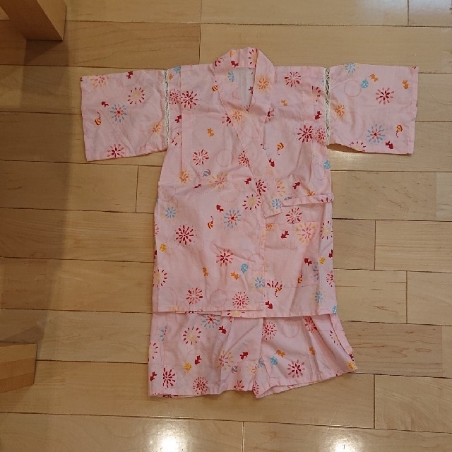 女の子用甚兵 キッズ/ベビー/マタニティのキッズ服女の子用(90cm~)(甚平/浴衣)の商品写真