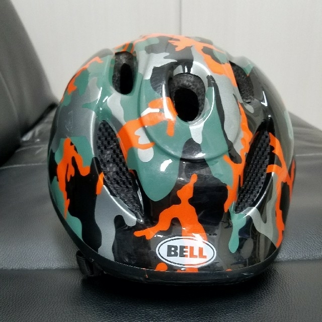 BELL(ベル)の子供用ヘルメット/BELL/ZOOM2/迷彩柄/大きさ調整可能15段階 自動車/バイクのバイク(ヘルメット/シールド)の商品写真