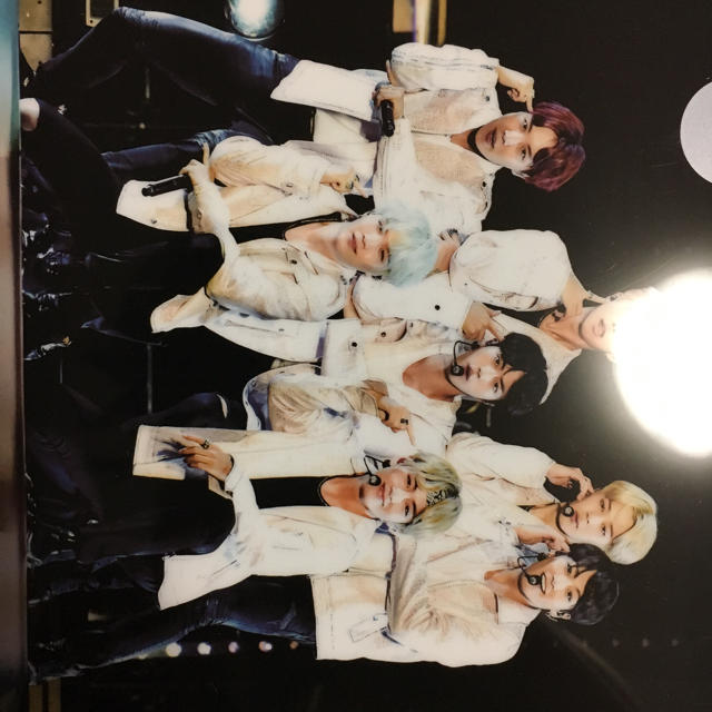 防弾少年団(BTS)(ボウダンショウネンダン)のBTS クリアファイル メンバー全員 エンタメ/ホビーのCD(K-POP/アジア)の商品写真