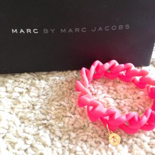 マークジェイコブス(MARC JACOBS)のマークバイ♡ネオンカラーブレス(ブレスレット/バングル)