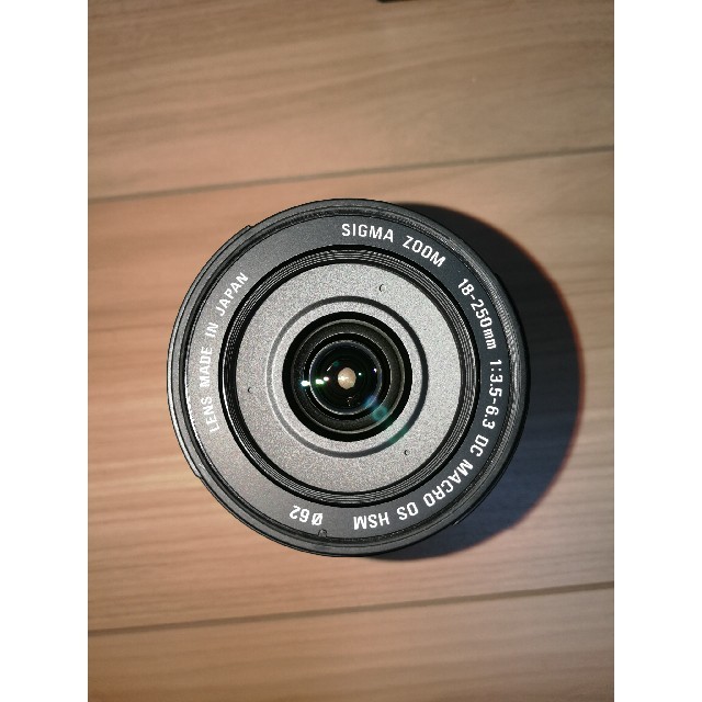 SIGMA(シグマ)の18-250mm F3.5-6.3 DC MACRO OS HSM スマホ/家電/カメラのカメラ(レンズ(ズーム))の商品写真