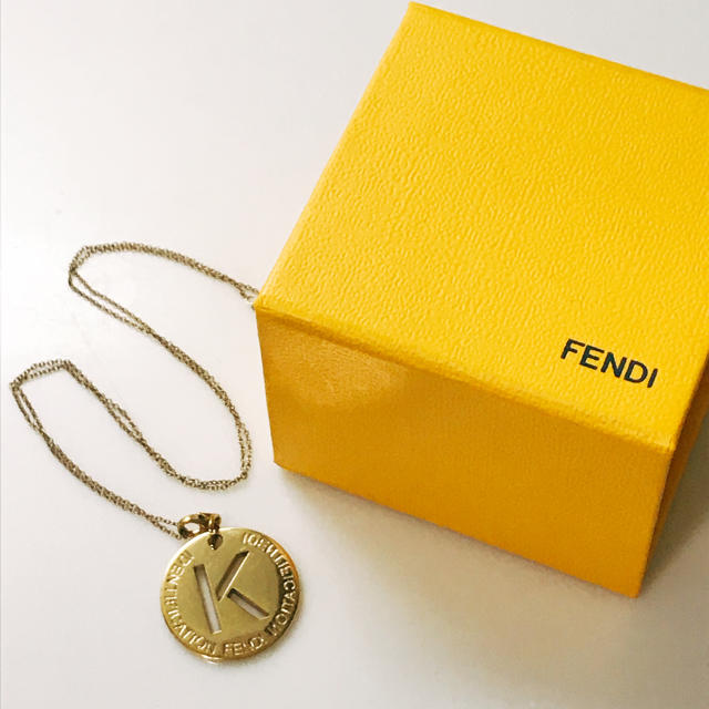 FENDI ネックレス　トップ