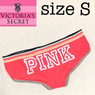 ヴィクトリアズシークレット(Victoria's Secret)のシアーストライプウエストヒップスター♦︎ネオンコーラル(ショーツ)