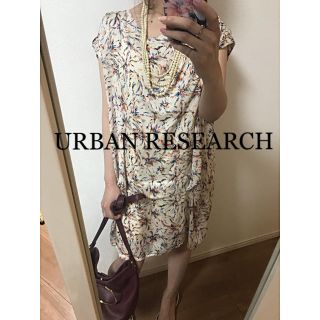 アーバンリサーチ(URBAN RESEARCH)の☆URBAN RESEARCH☆総柄ドレープワンピース(ひざ丈ワンピース)