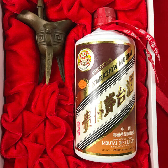 貴州茅台酒  中国古酒   53％    500ml 食品/飲料/酒の酒(その他)の商品写真