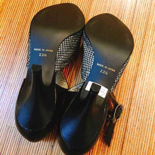 elegance卑弥呼(エレガンスヒミコ)のelegance卑弥呼 未使用 サンダル レディースの靴/シューズ(ハイヒール/パンプス)の商品写真