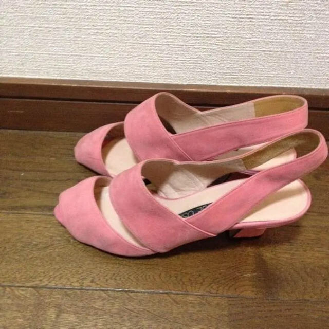 ブティックオーサキ ピンクサンダル レディースの靴/シューズ(サンダル)の商品写真