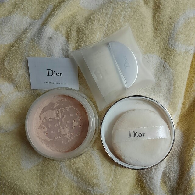 Dior ★カプチュールトータル ルースパウダー