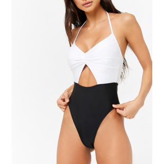 フォーエバートゥエンティーワン(FOREVER 21)の水着 ワンピース(水着)