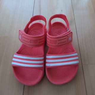 アディダス(adidas)のadidas　アディダス　サンダル　18センチ　マジックテープ(サンダル)