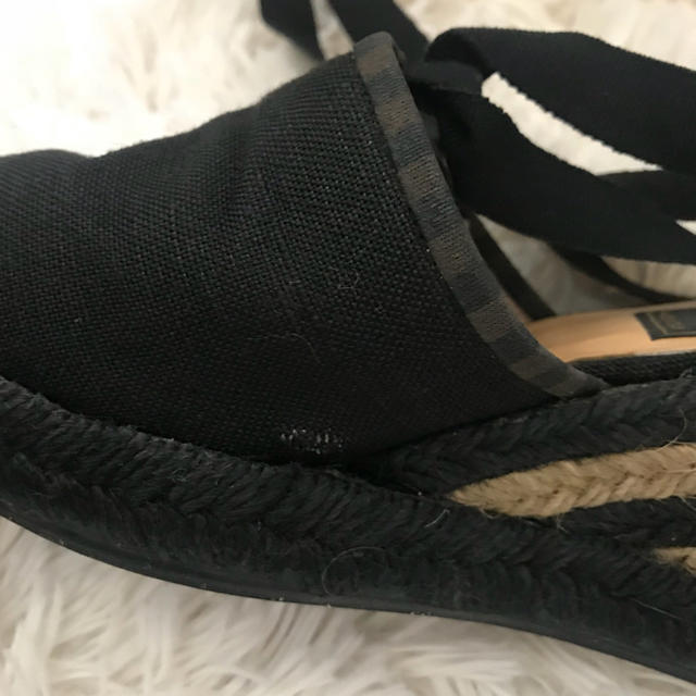 FENDI(フェンディ)のFendi ヴィンテージ 編み上げサンダル レディースの靴/シューズ(サンダル)の商品写真