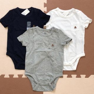 ベビーギャップ(babyGAP)の☆あさこ様専用☆新品☆babyGAP クマ刺繍 ボディ/H&Mファミリア(ロンパース)