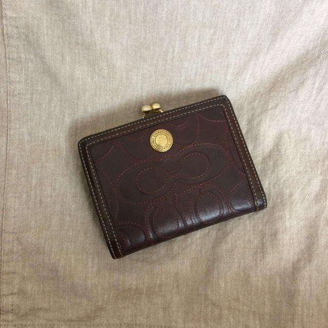 COACH(コーチ)の■COACH ブラウン二つ折り財布 レディースのファッション小物(財布)の商品写真