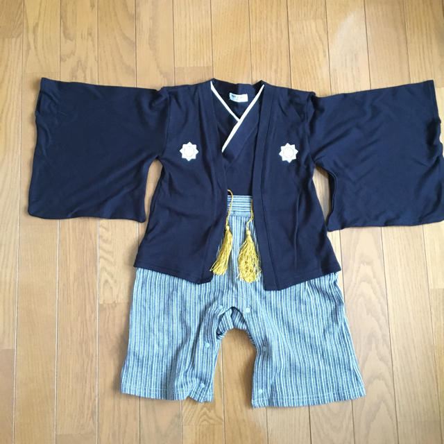 袴型ロンパース 90  キッズ/ベビー/マタニティのキッズ服男の子用(90cm~)(和服/着物)の商品写真