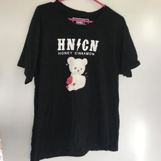 ハニーシナモン(Honey Cinnamon)のハニーシナモン くま ブラック BIG Tシャツ HONEY CINNAMON(Tシャツ(半袖/袖なし))