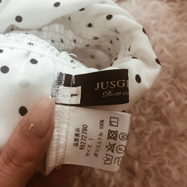 JUSGLITTY(ジャスグリッティー)の♥Jusドットブラウス♥ レディースのトップス(シャツ/ブラウス(半袖/袖なし))の商品写真