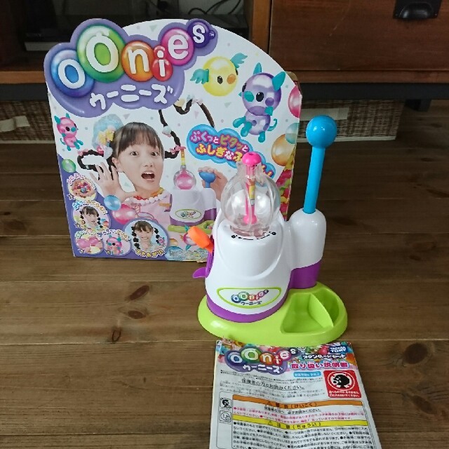 Takara Tomy ｳｰﾆｰｽﾞooniesタカラトミーおもちゃ知育女の子男の子風船くっつくキッズの通販 By ひっぽ29 S Shop タカラトミーならラクマ