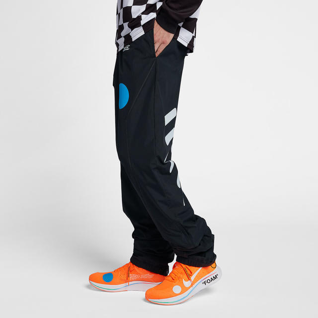 OFF-WHITE(オフホワイト)のLサイズ 新品正規品 NIKE x off white track pant メンズのパンツ(その他)の商品写真