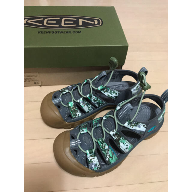 keen アウトドアサンダル 23.5 試し履きのみ