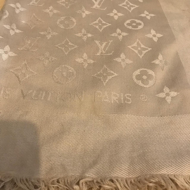 LOUIS VUITTON(ルイヴィトン)のルイヴィトン  大判ストール ショール レディースのファッション小物(マフラー/ショール)の商品写真