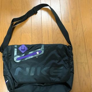 ナイキ(NIKE)の【お値下げしました】⭐️ナイキ ショルダーバッグ⭐️(ショルダーバッグ)