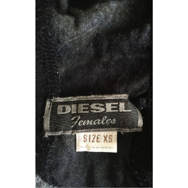 DIESEL(ディーゼル)の美品  DIESEL背中開きノースリーブトップス レディースのトップス(カットソー(半袖/袖なし))の商品写真